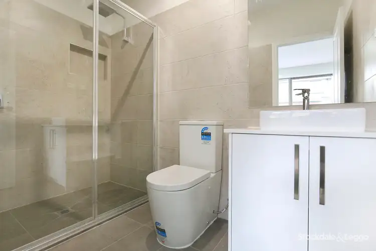 Sixth view of Homely townhouse listing, 3/103-105 St Vigeons Road, Reservoir VIC 3073