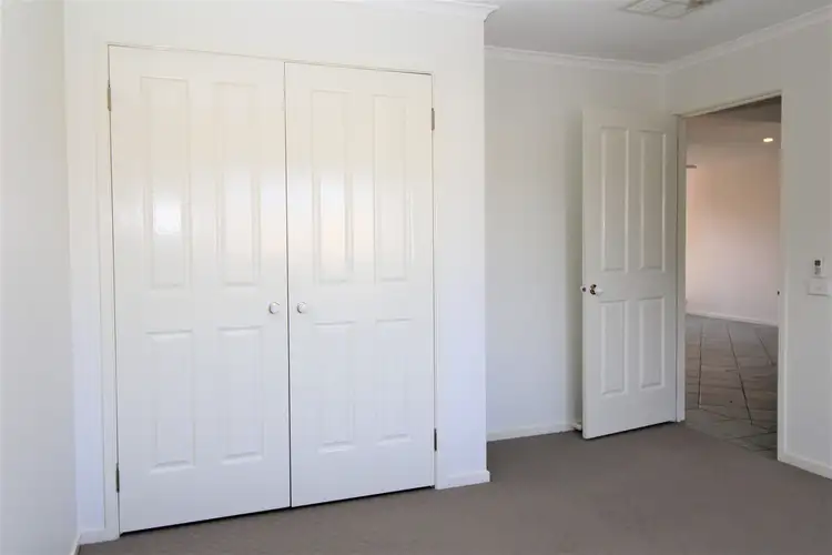 Fifth view of Homely house listing, 5 Aidan Close, Griffith NSW 2680