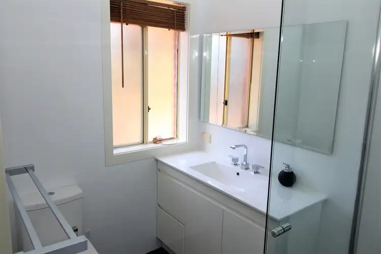 Sixth view of Homely house listing, 5 Aidan Close, Griffith NSW 2680