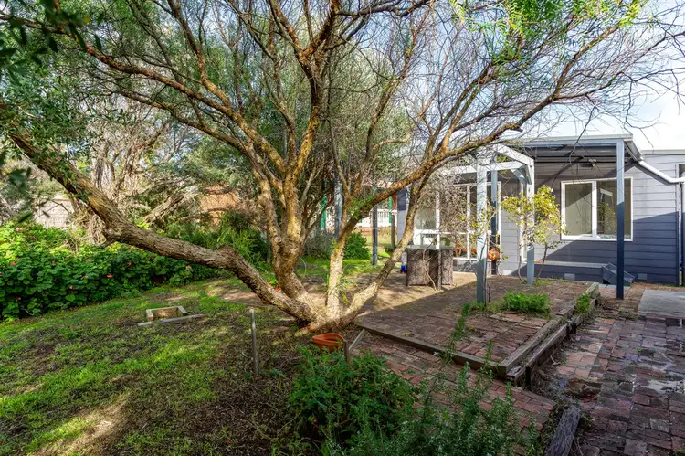22 Avon Road, Rye VIC 3941