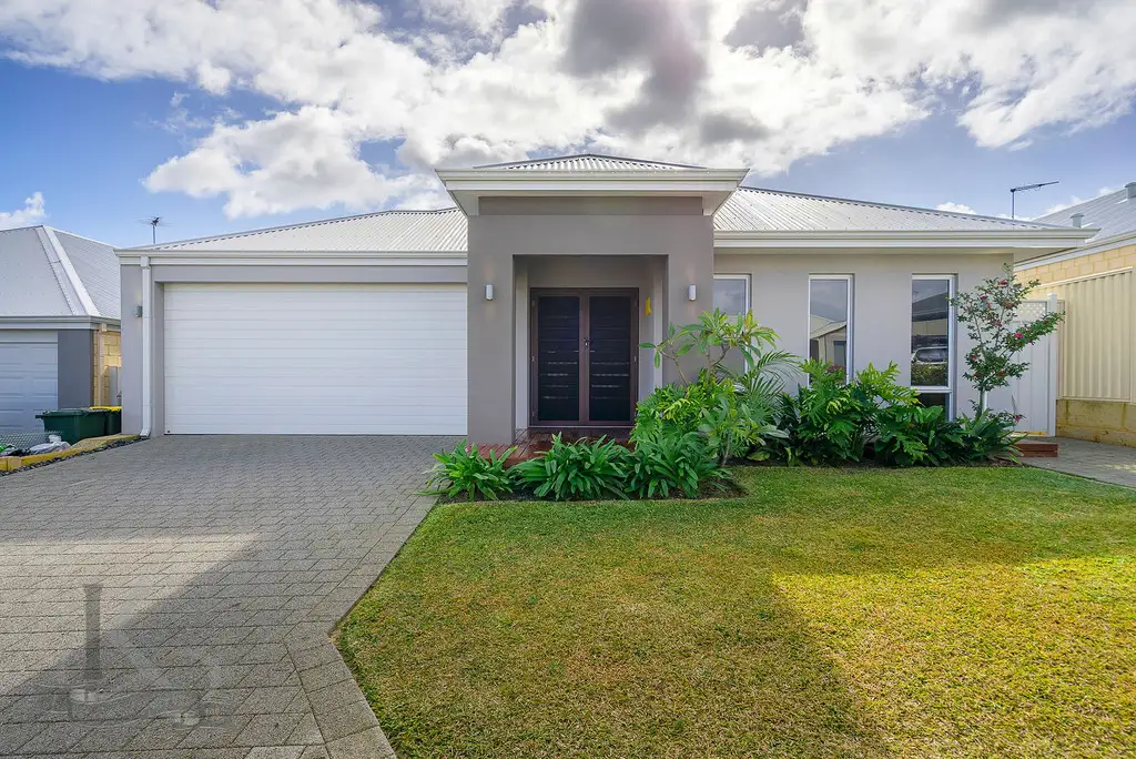 Main view of Homely house listing, 33 Pinot Loop, Pearsall WA 6065