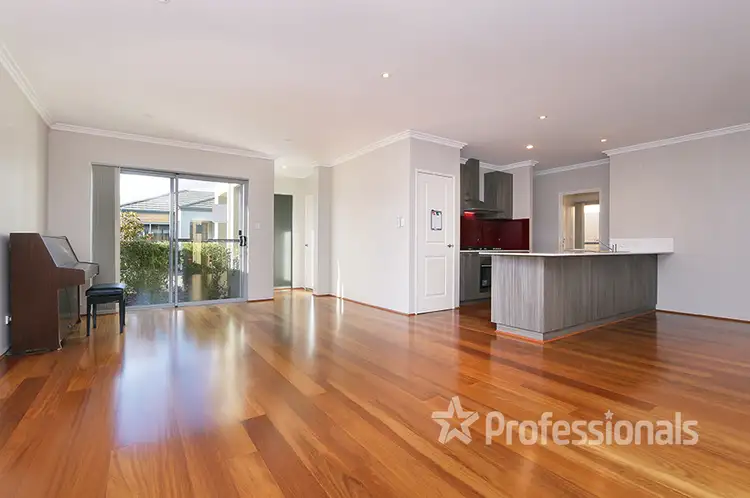 Fifth view of Homely house listing, 14/9 Parnell Way, Canning Vale WA 6155