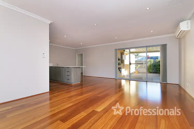 Seventh view of Homely house listing, 14/9 Parnell Way, Canning Vale WA 6155