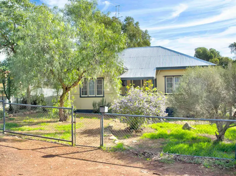 6 Rockett St, Northam WA 6401