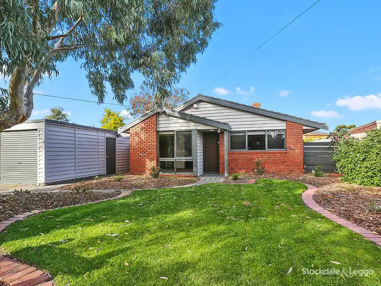 25 Oberon Drive, Belmont VIC 3216
