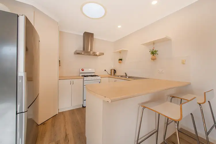 Fifth view of Homely unit listing, 2/35 York Street, Bonbeach VIC 3196