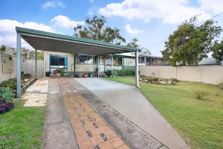 50 Meredith Avenue, Lemon Tree Passage NSW 2319