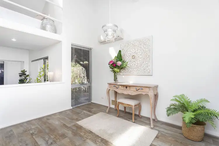 Sixth view of Homely villa listing, 2/208 Coode Street, Como WA 6152