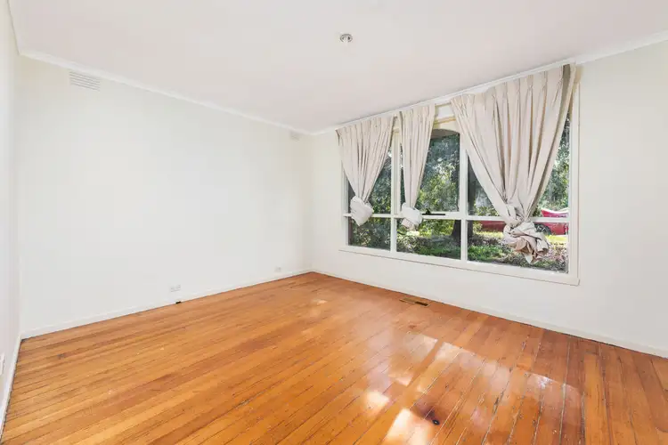 Fifth view of Homely house listing, 4 Daniel Court, Bundoora VIC 3083