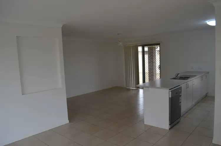 Sixth view of Homely house listing, 14 Lakeside Drive, Emerald QLD 4720