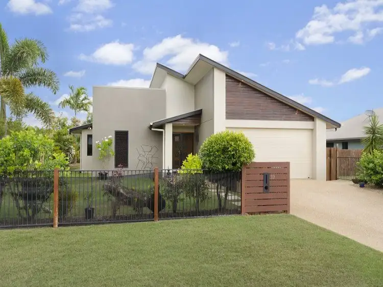 Main view of Homely house listing, 19 EUNGELLA COURT, Bushland Beach QLD 4818