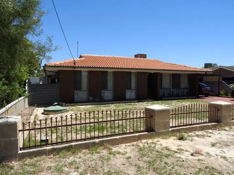 Main view of Homely house listing, 32 Ravenscroft Way, Kelmscott WA 6111