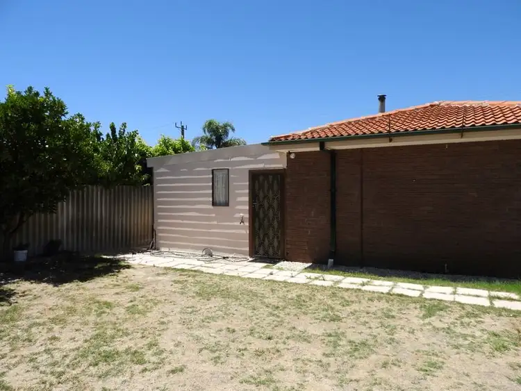 Second view of Homely house listing, 32 Ravenscroft Way, Kelmscott WA 6111