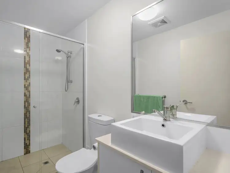 Third view of Homely unit listing, 2/25 Bellevue Avenue, Gaythorne QLD 4051