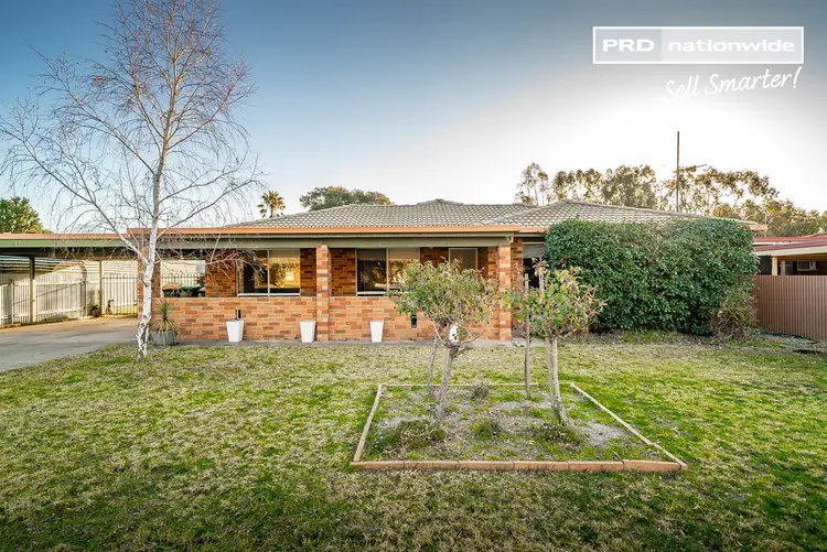17 Karoom Drive, Glenfield Park NSW 2650