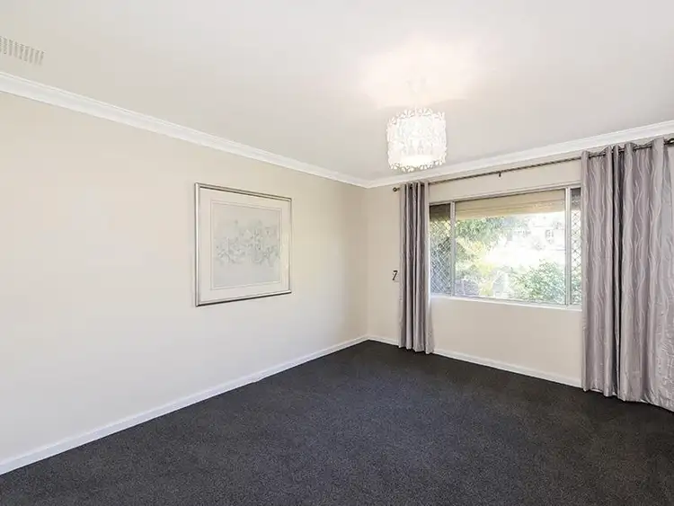 Sixth view of Homely house listing, 7 Littlemore Road, Orelia WA 6167