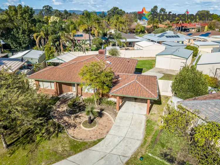 31 McGrath Street, Seville Grove WA 6112