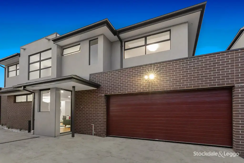 Main view of Homely townhouse listing, 2/25 Austin Crescent, Pascoe Vale VIC 3044