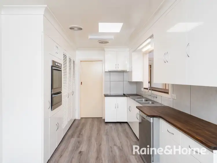 Second view of Homely house listing, 18 Cooinbil Crescent, Kooringal NSW 2650