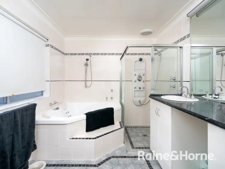 Fourth view of Homely house listing, 18 Cooinbil Crescent, Kooringal NSW 2650