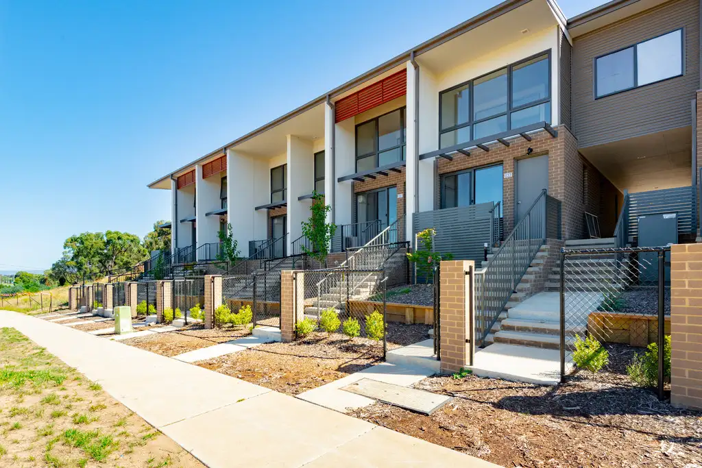 Main view of Homely townhouse listing, 32/11 Wanderlight Avenue, Lawson ACT 2617