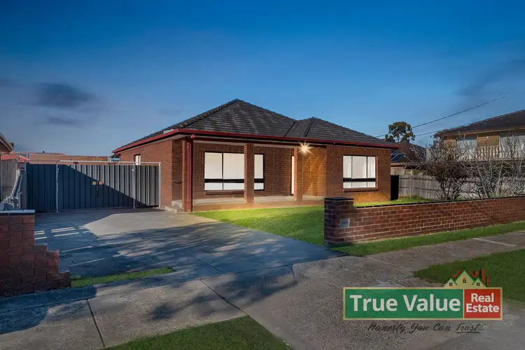 Second view of Homely house listing, 2 Minona St, Fawkner VIC 3060