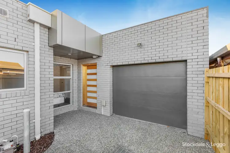4/64 Grieve Parade, Altona VIC 3018