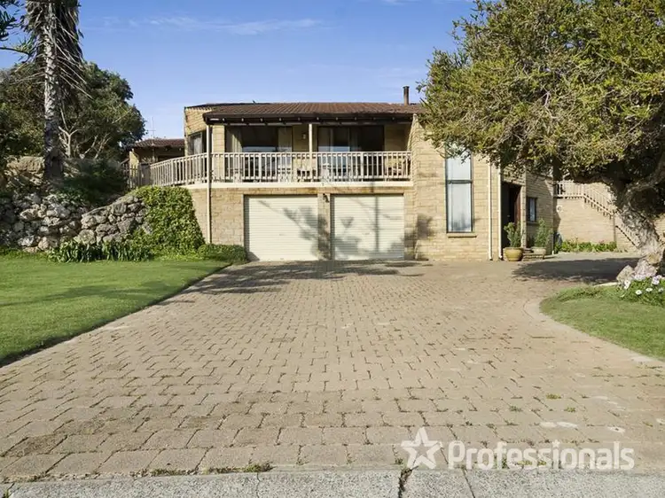7 Tenggara Avenue, Two Rocks WA 6037