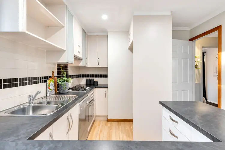 Fifth view of Homely house listing, 16 Manoora Drive, Hallett Cove SA 5158
