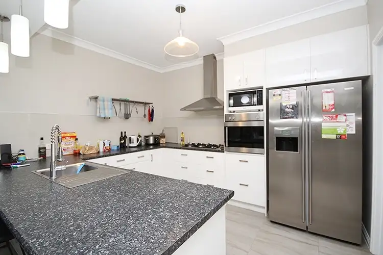 Fifth view of Homely house listing, 1 Ivy Street, Horsham VIC 3400