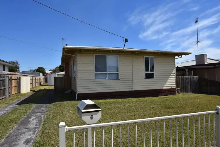 6 Queen Street, Moe VIC 3825