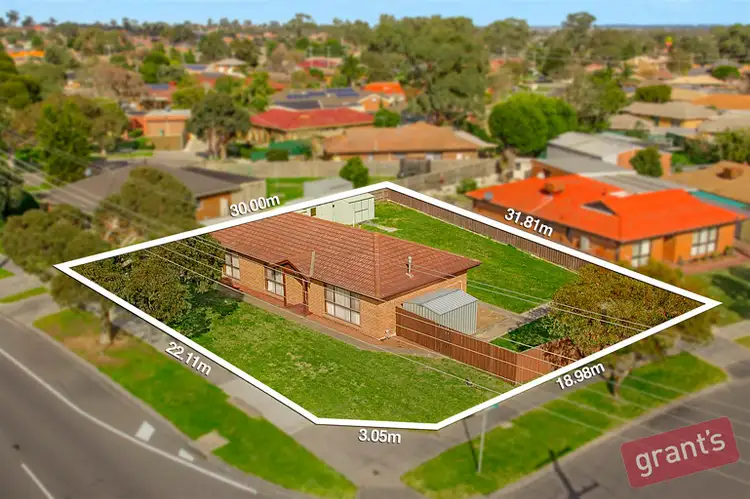 2 Robyn Court, Hampton Park VIC 3976