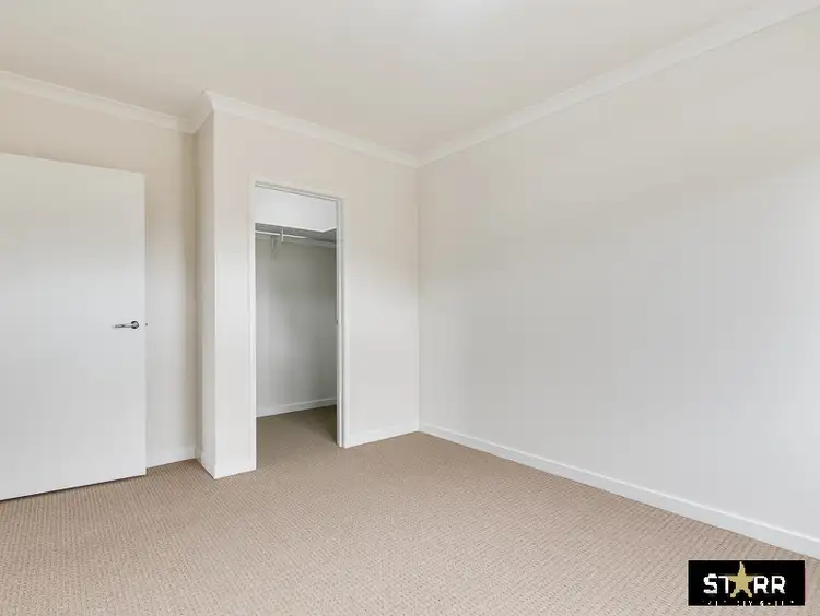 72 linfield prade, Wollert VIC 3750
