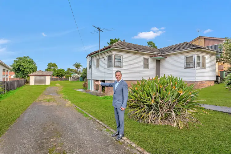 Main view of Homely house listing, 72 Chifley Street, Smithfield NSW 2164