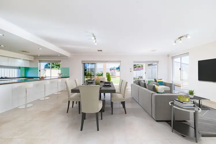 54 Putting Green, Maddington WA 6109