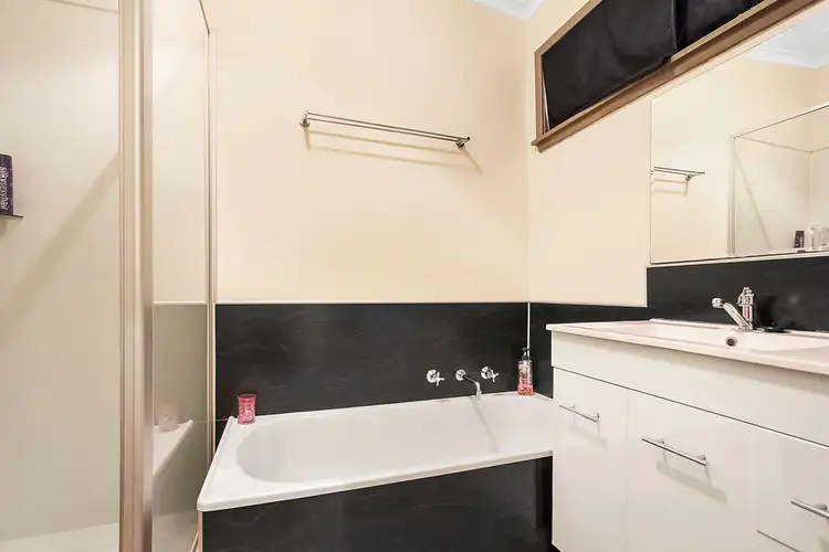 Sixth view of Homely house listing, 30 Melrose Drive, Wodonga VIC 3690