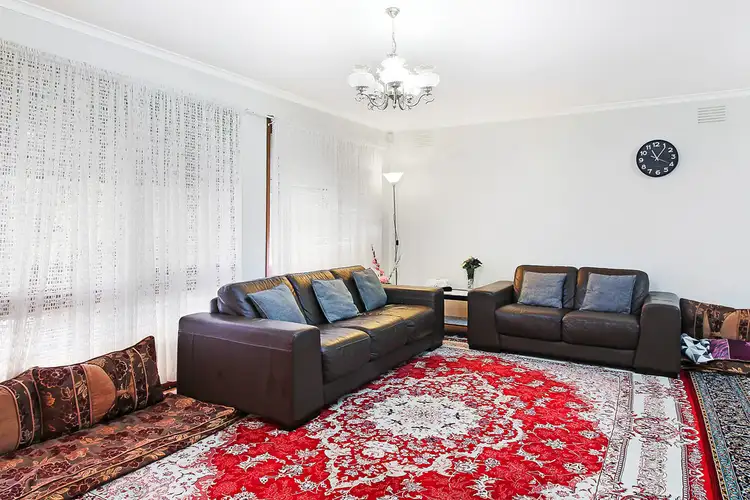 Third view of Homely house listing, 6 Warburton Court, Endeavour Hills VIC 3802
