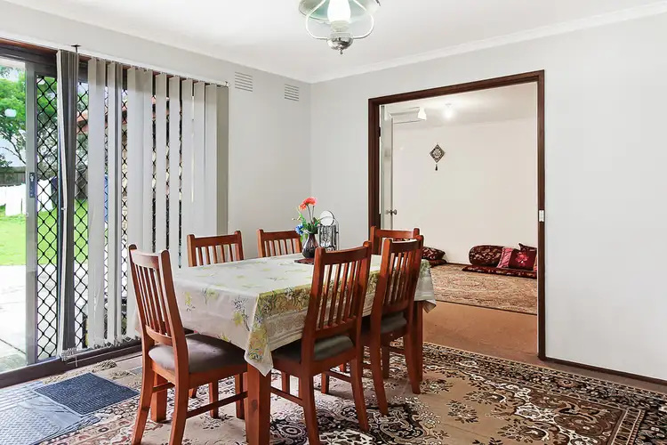 Seventh view of Homely house listing, 6 Warburton Court, Endeavour Hills VIC 3802