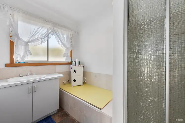 Sixth view of Homely unit listing, 2/21 Jackson Street, Wynyard TAS 7325