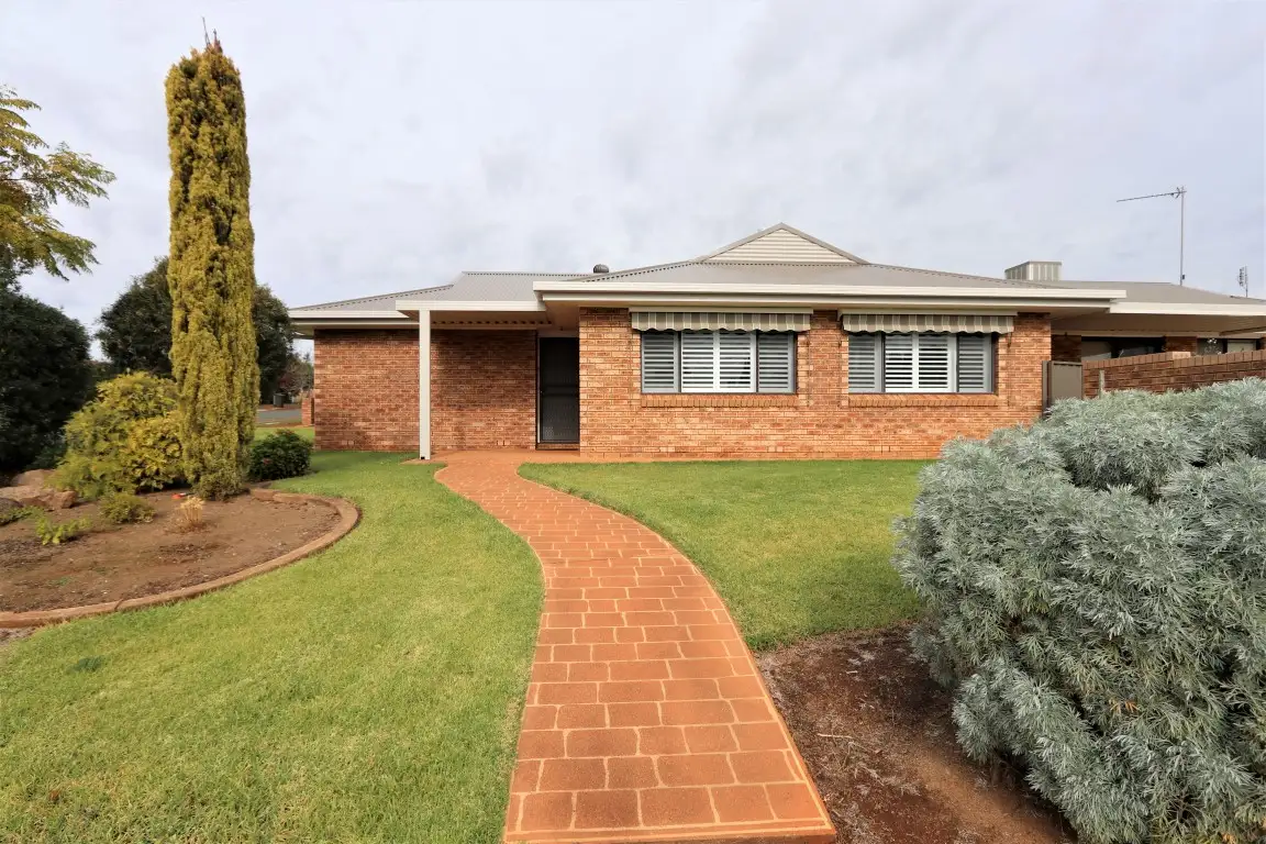 Main view of Homely house listing, 2 Skidmore Street, Temora NSW 2666
