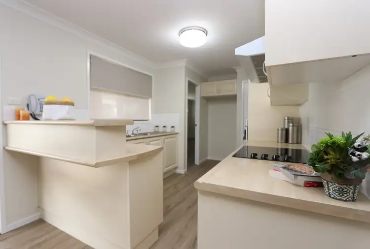 Fifth view of Homely house listing, 2 Skidmore Street, Temora NSW 2666