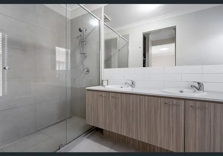 Sixth view of Homely house listing, 11 pioneer street, Craigieburn VIC 3064