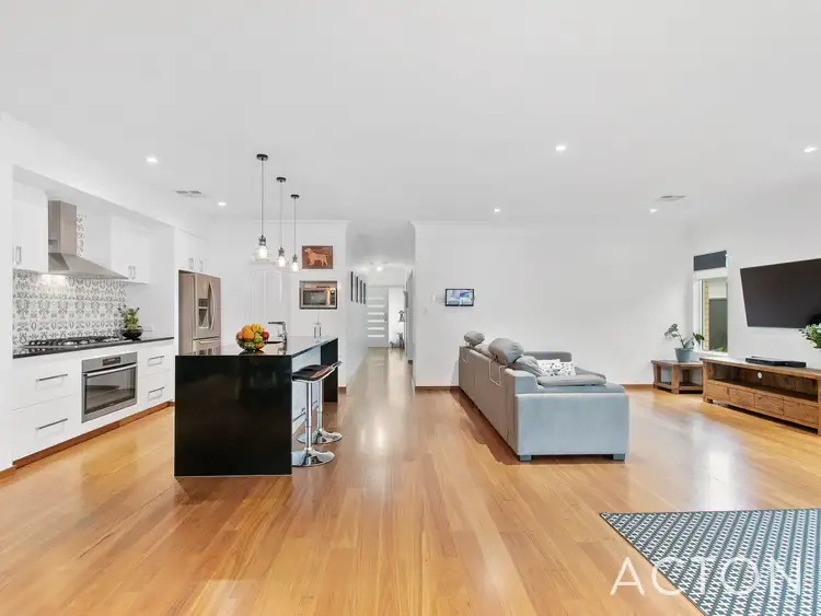 Fifth view of Homely house listing, 22 Figtree Avenue, Munster WA 6166