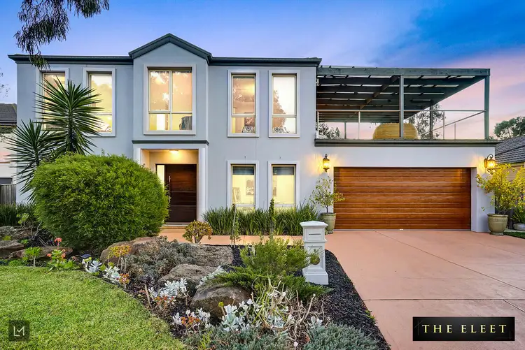 8 Lakeside Drive, Sanctuary Lakes VIC 3030