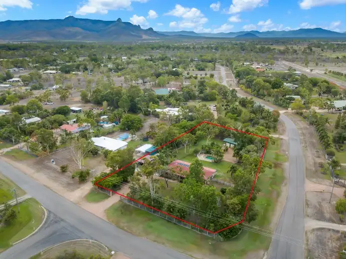 Third view of Homely house listing, 27 Shetland Place, Kelso QLD 4815