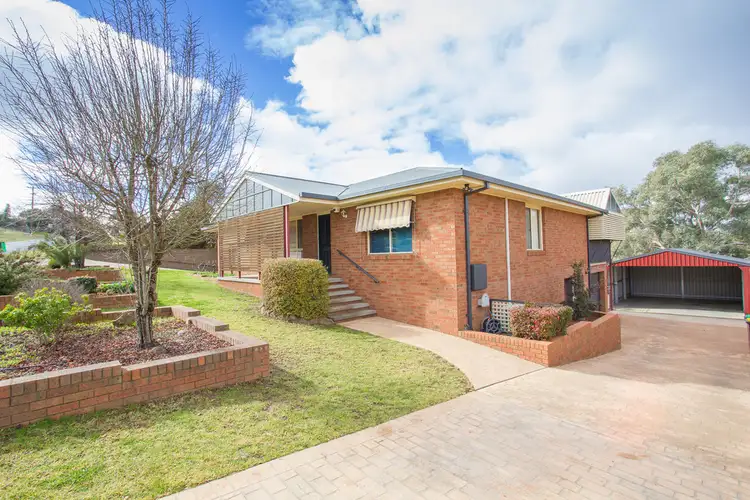 105 Fontenoy Street, Young NSW 2594