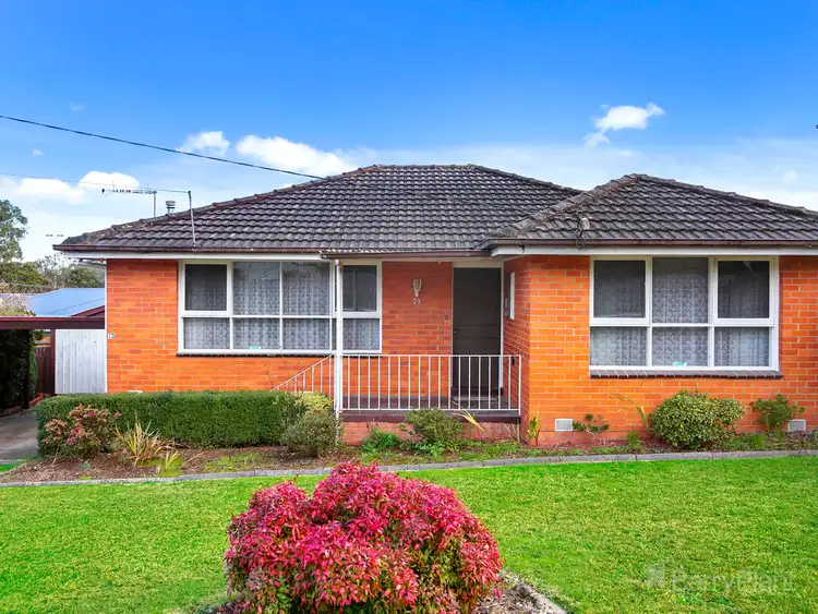 73 Pembroke Road, Mooroolbark VIC 3138
