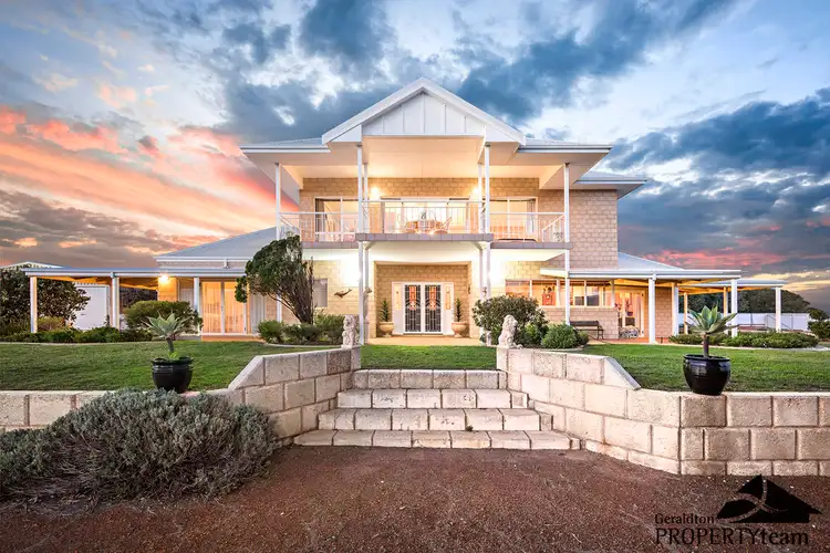 8 Vince Court, Wandina WA 6530