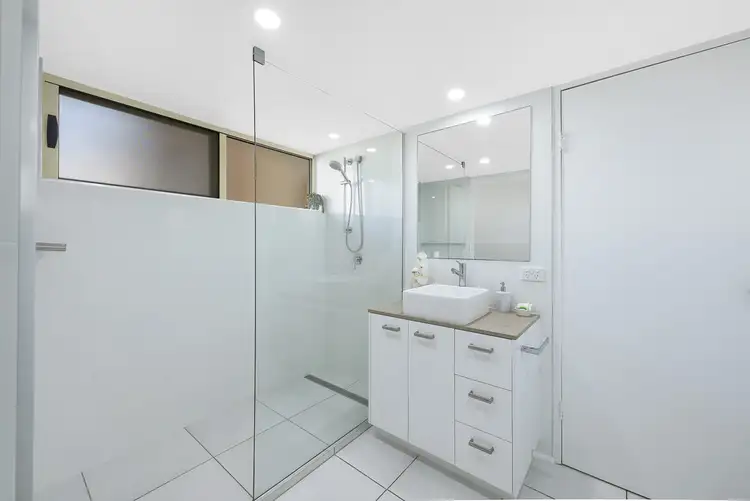Third view of Homely unit listing, 2/6 Merrima Avenue, Kings Beach QLD 4551