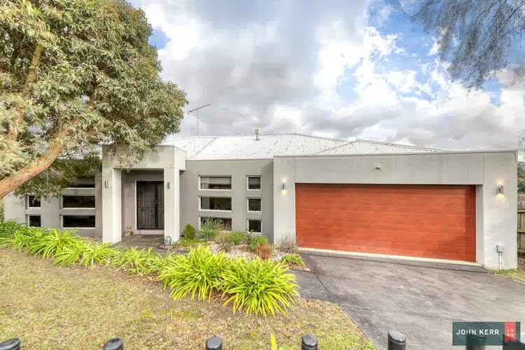 8 Rita Court, Newborough VIC 3825
